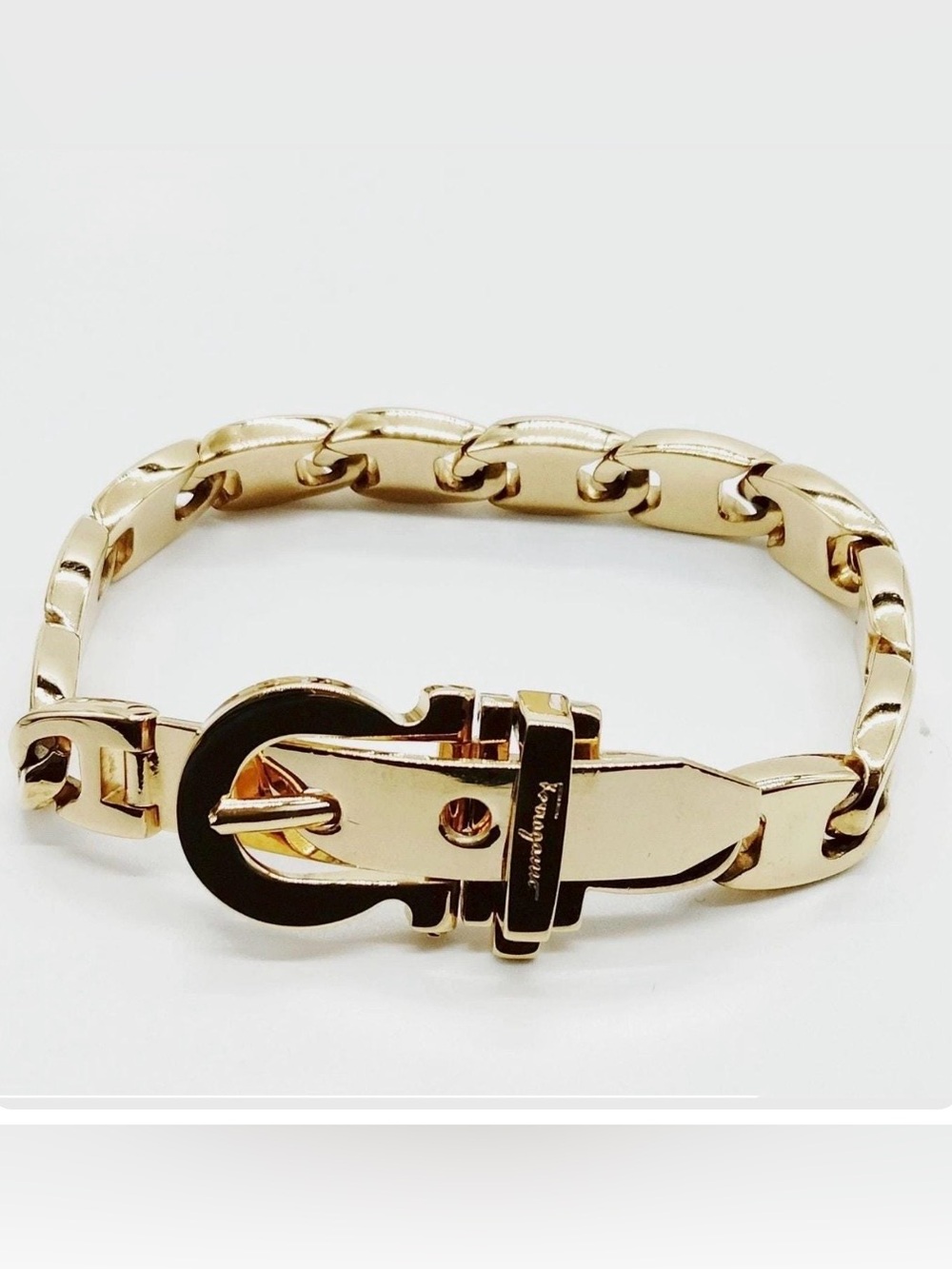 Ferragamo Gold Vara Buckle Interlinked Chain Bracelet Mint Rare